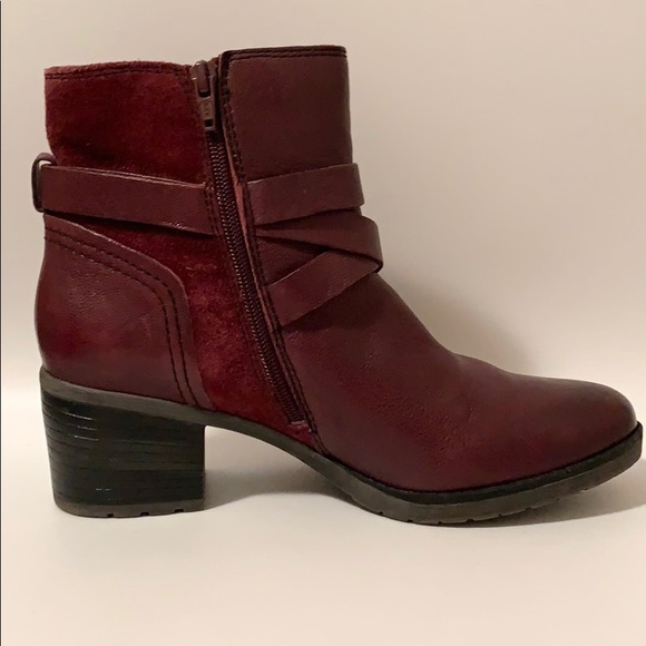 Naturalizer | Ringer Leather Buckle Boots 9.5Narrow - Picture 5 of 13